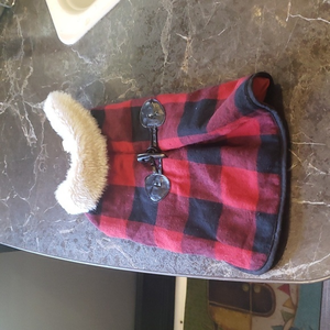 Used dog‎ sweater size small
